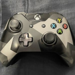 Xbox One Controller (Compatible with Series X/S) (Refurbished)